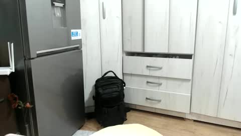 Snapshot of succubusqueen669 chatting on 09/13/25, 12:21 succubusqueen669 online show from 09/13/25, 12:21