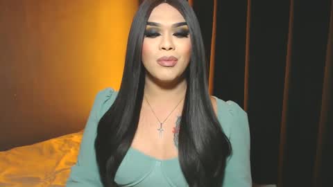 JADE ELYSE online show from 01/10/25, 05:13