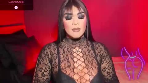 Snapshot of suckablecockoffreya chatting on 11/03/25, 06:53 JADE ELYSE online show from 11/03/25, 06:53