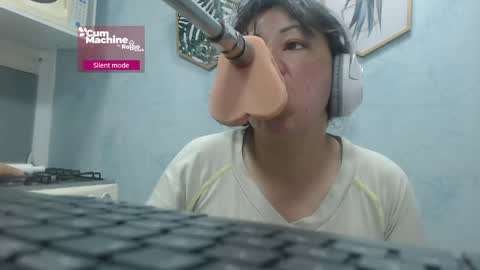 Sucky  online show from 04/17/26, 12:41