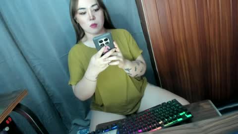 Millany online show from 06/17/26, 03:20