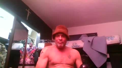 SUCKITU812 online show from 12/26/24, 09:44