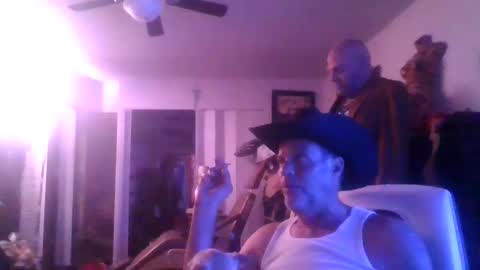 SUCKITU812 online show from 09/17/25, 04:58