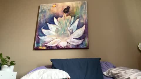 SaraSabeen online show from 12/19/24, 08:23