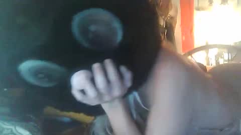 Snapshot of sucubliss chatting on 10/02/25, 08:21 sucubliss online show from 10/02/25, 08:21