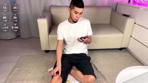 Emmy online show from 12/12/24, 12:33