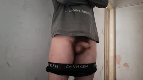 Snapshot of sueliton41 chatting on 02/27/26, 11:54 sueliton41 online show from 02/27/26, 11:54