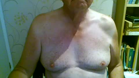 Snapshot of suffolkboy4 chatting on 07/15/26, 08:14 suffolkboy4 online show from 07/15/26, 08:14