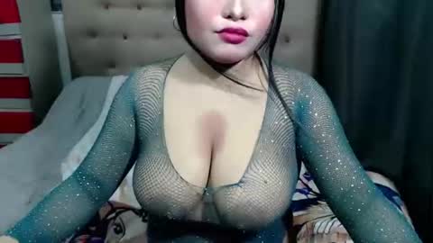 Snapshot of sugar__19 chatting on 05/26/26, 02:35 sugar__19 online show from 05/26/26, 02:35