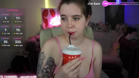 Mia online show from 11/02/25, 09:39