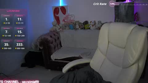 Mia online show from 11/17/25, 09:48