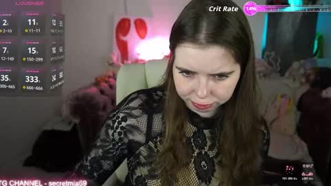 Mia online show from 12/20/25, 02:35