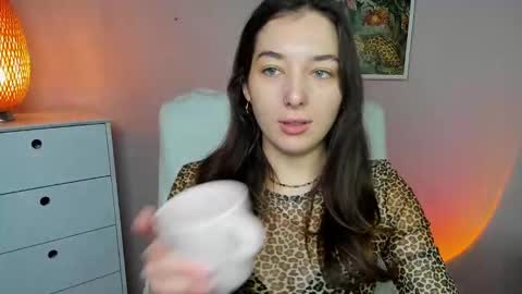 Megan online show from 11/19/25, 07:19