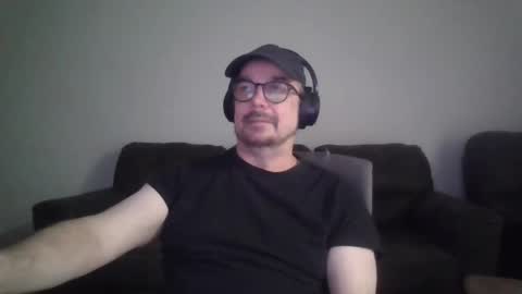 Snapshot of sugarbear66 chatting on 12/28/24, 07:11 Teddybear Richard online show from 12/28/24, 07:11