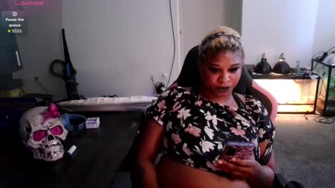 Snapshot of sugarbearlove87 chatting on 10/08/25, 07:00 lexi love online show from 10/08/25, 07:00