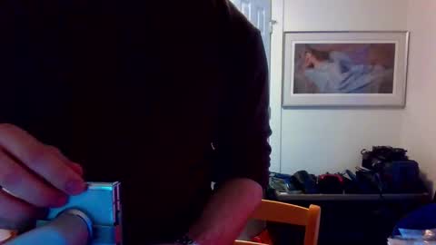 Sugar online show from 12/04/25, 09:12