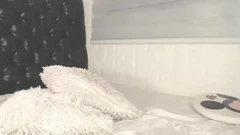 Jess online show from 12/22/24, 09:11