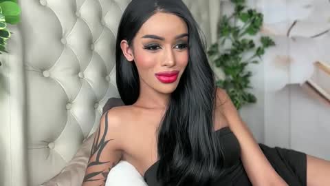 Jess online show from 10/13/25, 05:07