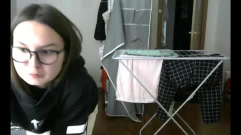 Snapshot of sugarrbell chatting on 09/28/25, 05:18 Bell online show from 09/28/25, 05:18