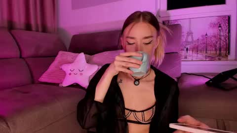 sugarskye online show from 12/18/25, 06:47