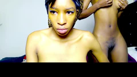 lisa and lina online show from 04/11/26, 09:24