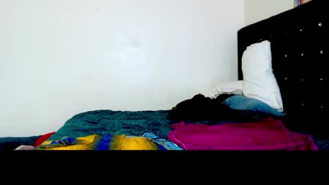 lisa and lina online show from 04/14/26, 07:14