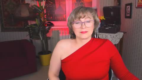 Vivien online show from 01/29/25, 12:13