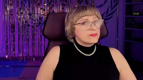 Vivien online show from 02/22/25, 03:14