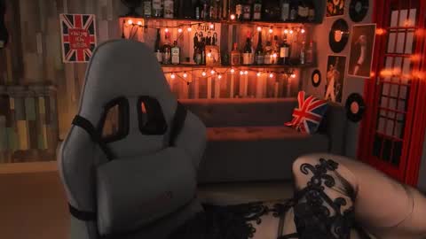 Vivien online show from 02/23/25, 01:10