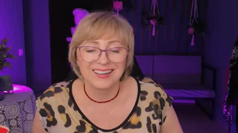 Vivien online show from 03/12/25, 03:07