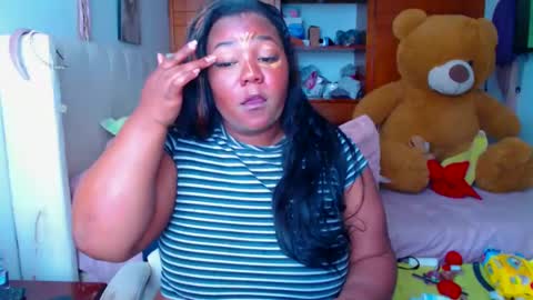 Snapshot of suggarbaby1 chatting on 01/26/25, 06:58 Cami Back in 2 hours online show from 01/26/25, 06:58