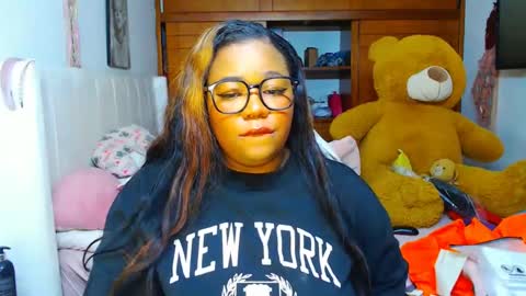 Snapshot of suggarbaby1 chatting on 02/21/25, 07:01 Cami Back in 2 hours online show from 02/21/25, 07:01