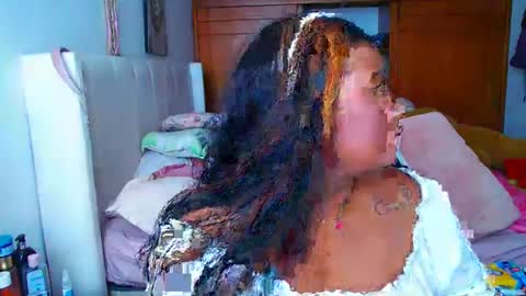 Snapshot of suggarbaby1 chatting on 02/23/25, 04:57 Cami Back in 2 hours online show from 02/23/25, 04:57