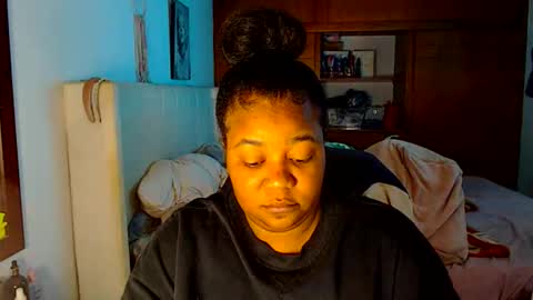 Snapshot of suggarbaby1 chatting on 10/20/25, 04:35 Cami Back in 2 hours online show from 10/20/25, 04:35