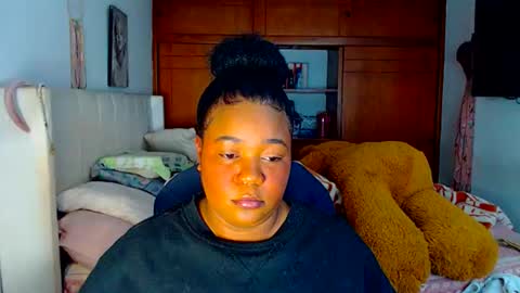 Cami   Back in 2 hours online show from 11/27/25, 06:48