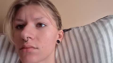 Ophelia online show from 10/16/25, 02:07