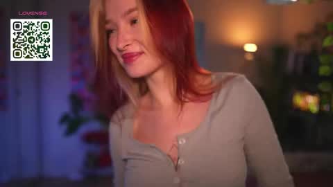 Lika ginger  Jessy blond   online show from 09/23/25, 06:16