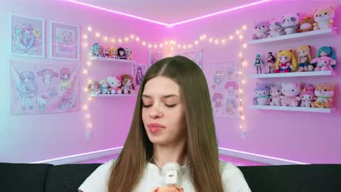 sukie_spooky online show from 04/15/26, 08:54