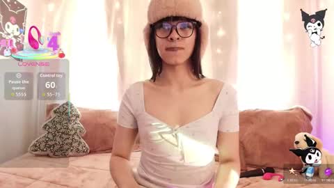 Snapshot of sukybelah chatting on 11/22/25, 06:18 Elita Bella online show from 11/22/25, 06:18