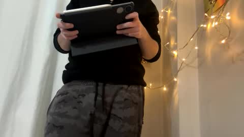 Niko online show from 10/29/25, 06:09