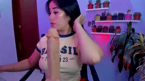 Snapshot of sulmatevans_ chatting on 05/11/26, 10:21 Diana online show from 05/11/26, 10:21