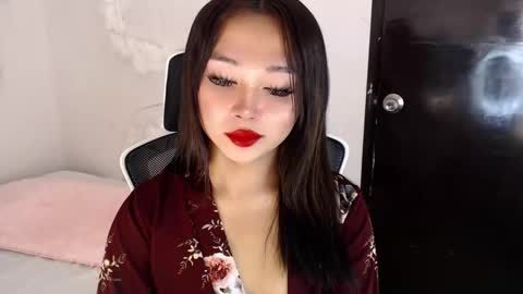 sultry cyramore online show from 10/16/25, 09:10