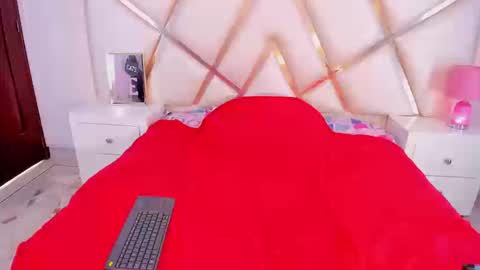 Hot ebony online show from 09/24/25, 08:23