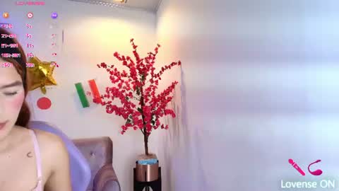 Snapshot of summer_miller chatting on 06/18/26, 11:36 summer_miller online show from 06/18/26, 11:36