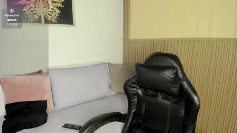 Summer online show from 01/11/26, 02:22