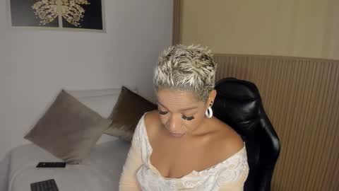 Summer online show from 03/25/26, 12:00