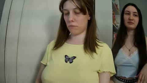 summerbluesky online show from 05/11/26, 04:37