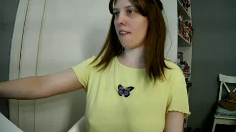 Snapshot of summerbluesky chatting on 06/28/26, 03:18 summerbluesky online show from 06/28/26, 03:18