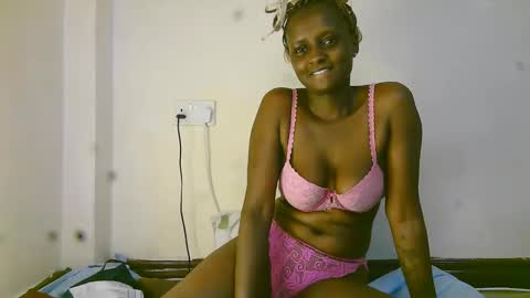 summerdew online show from 04/18/26, 09:37