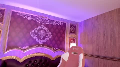       -  - online show from 01/03/25, 09:04